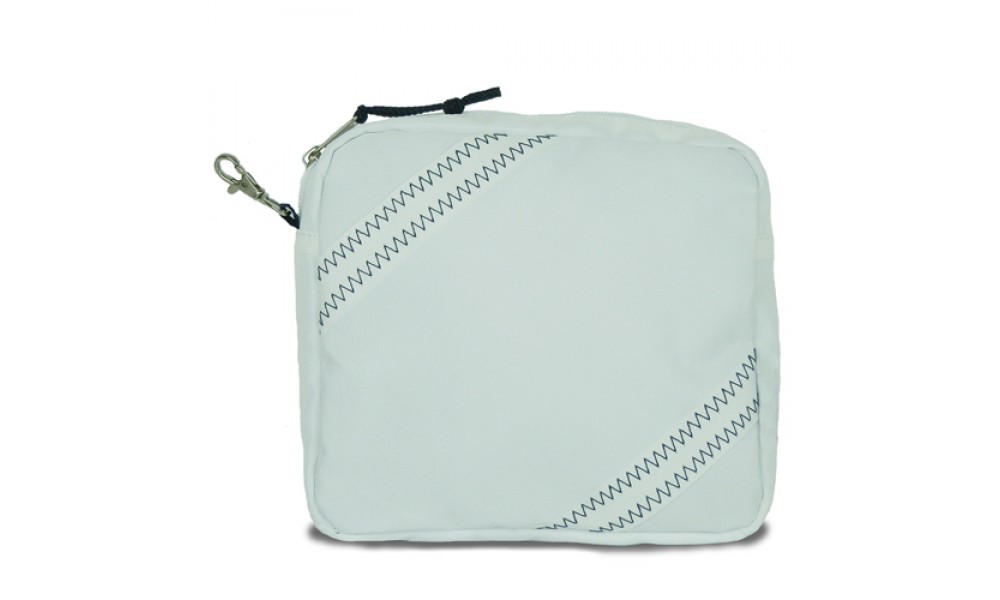 With the Chesapeake Accessory Pouch secure and protect your phone, keys and wallet.